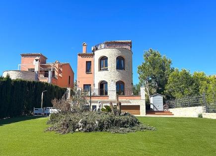 Villa for 510 000 euro in San Miguel de Salinas, Spain