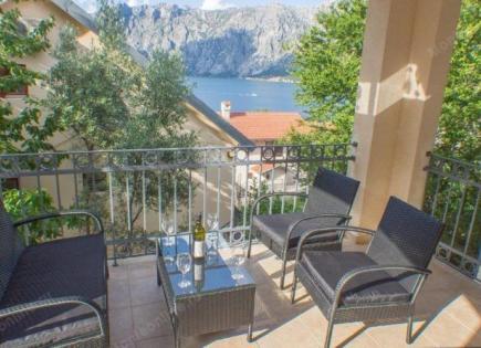 Haus für 320 000 euro in Kotor, Montenegro