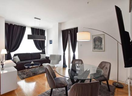 Piso para 450 000 euro en Budva, Montenegro