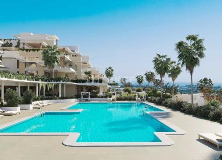 Apartment for 555 000 euro in Estepona, Spain