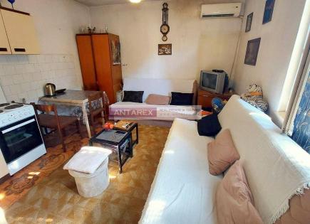 Apartment for 75 000 euro in Igalo, Montenegro