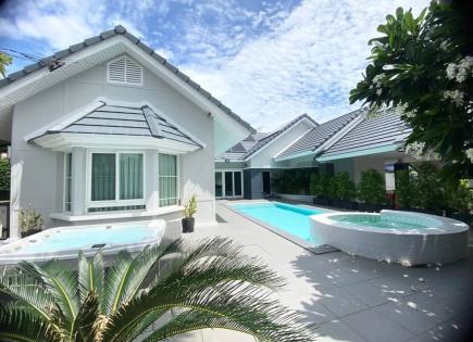 Villa pour 455 882 Euro à Pattaya, Thaïlande