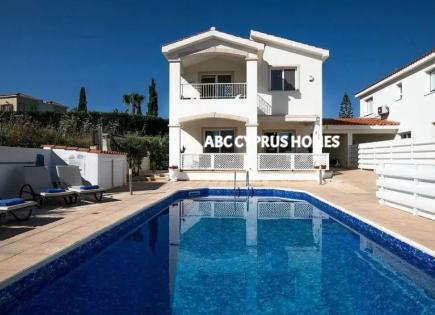 Villa for 475 000 euro in Paphos, Cyprus