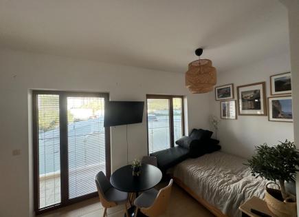 Appartement pour 115 000 Euro à Becici, Monténégro