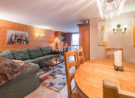 Flat for 887 500 euro in Meribel, France