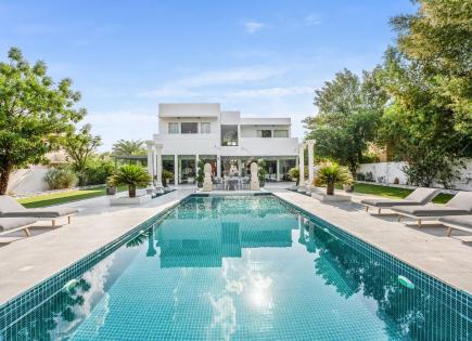 Villa for 3 246 301 euro in Dubai, UAE