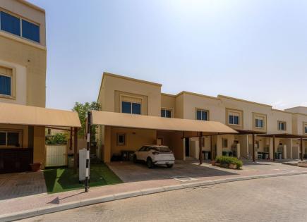 Villa for 536 402 euro in Abu Dhabi, UAE