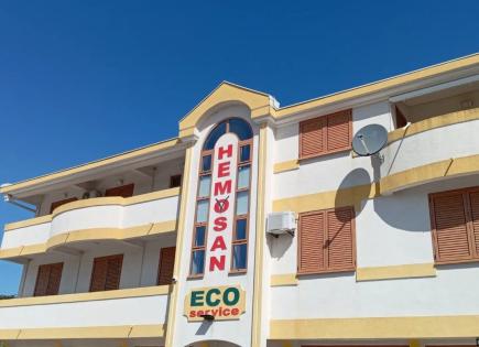 Proprietà commerciale per 1 700 000 euro a Bar, Montenegro