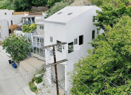 House for 829 013 euro in Los Angeles, USA
