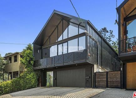 House for 2 255 445 euro in Los Angeles, USA