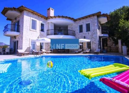 Villa for 1 555 000 euro in Antalya, Turkey