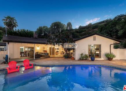 Maison pour 1 721 142 Euro à Los Angeles, États-Unis