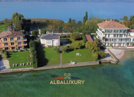 Villa für 4 500 000 euro in Sirmione, Italien