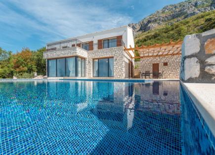 Villa pour 1 290 000 Euro à Budva, Monténégro