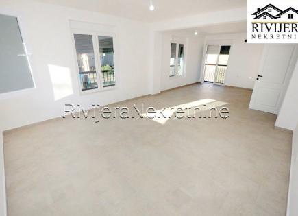 Flat for 230 000 euro in Herceg-Novi, Montenegro