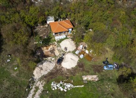 House for 75 000 euro in Risan, Montenegro