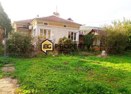 House for 92 990 euro in Albena, Bulgaria