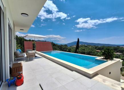 Villa für 840 000 euro in Herceg-Novi, Montenegro