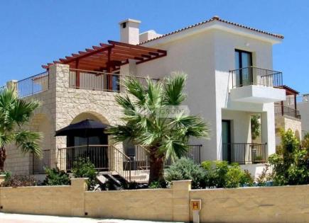 Flat for 301 878 euro in Paphos, Cyprus
