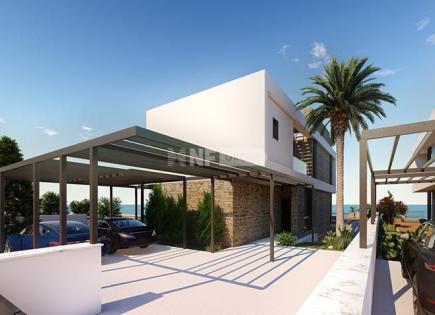 Mansion for 745 000 euro in Paphos, Cyprus