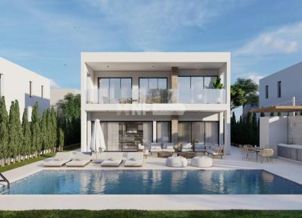 Mansion for 400 000 euro in Paphos, Cyprus