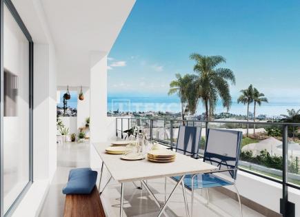 Penthouse for 390 000 euro in Estepona, Spain