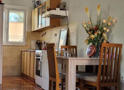 Flat for 47 500 euro in Zelenika, Montenegro