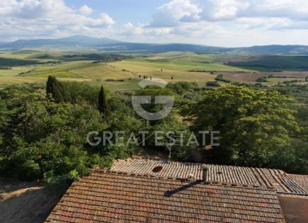 House in Pienza, Italy (price on request)