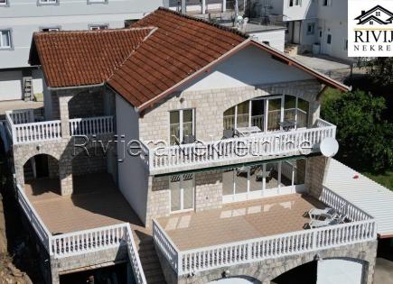 Haus für 750 000 euro in Herceg-Novi, Montenegro