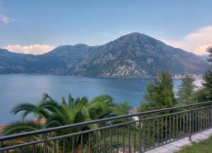 Haus für 420 000 euro in Kotor, Montenegro