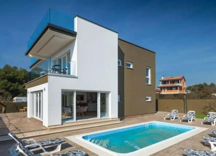 House for 850 000 euro in Fazana, Croatia