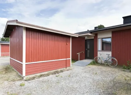 Maison urbaine pour 24 000 Euro à Hankasalmi, Finlande