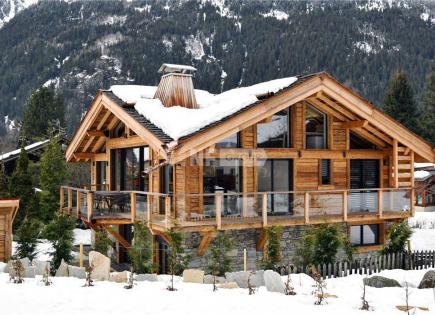 Chalet for 3 950 000 euro in Chamonix, France