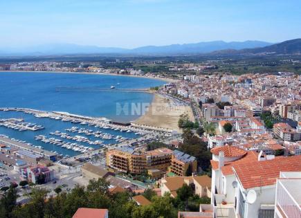 Tienda para 5 000 000 euro en Rosas, España