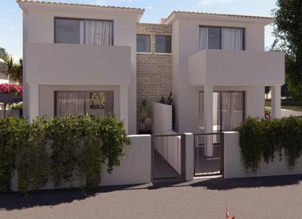 Casa adosada para 330 000 euro en Pafos, Chipre