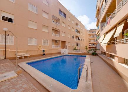 Piso para 137 865 euro en Torrevieja, España