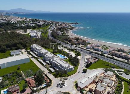 Penthouse for 535 000 euro in Casares, Spain