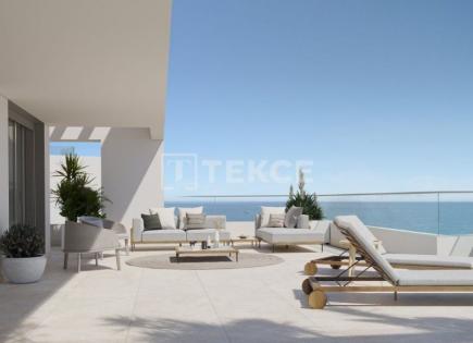 Apartment für 625 000 euro in Estepona, Spanien