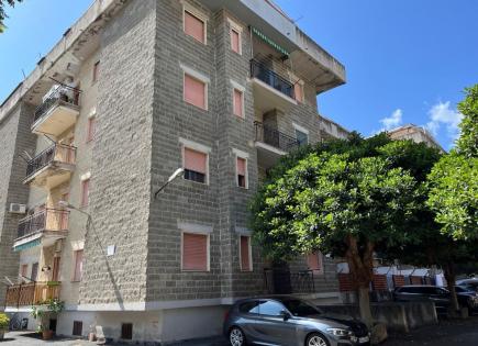 Flat for 48 000 euro in Scalea, Italy