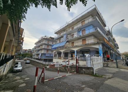 Appartement pour 92 000 Euro à Scalea, Italie