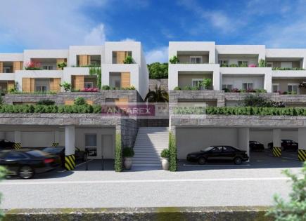 Apartamento para 281 500 euro en Igalo, Montenegro