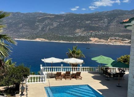 Villa for 1 900 000 euro in Kaş, Turkey