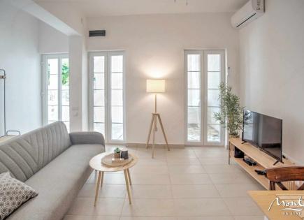 Flat for 167 400 euro in Herceg-Novi, Montenegro