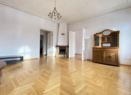 Flat for 342 000 euro in Riga, Latvia