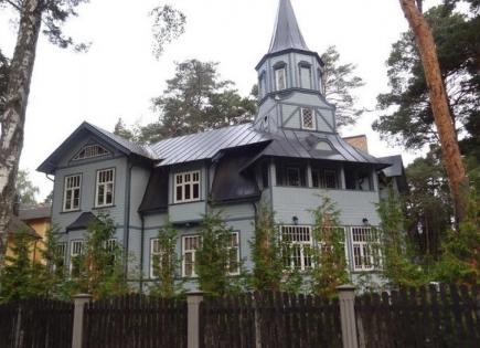 House for 950 000 euro in Bulduri, Latvia