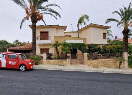 Haus für 11 000 euro pro Monat in Limassol, Zypern