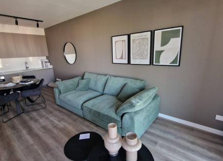 Flat for 2 350 euro per month in Limassol, Cyprus