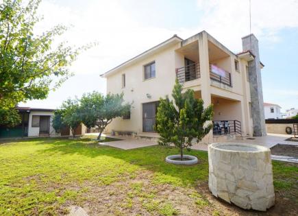 Villa para 360 000 euro en Lárnaca, Chipre