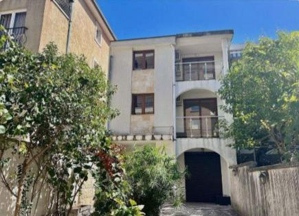 Casa para 650 000 euro en Budva, Montenegro