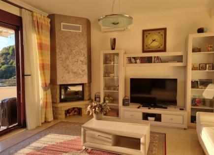 Wohnung für 390 000 euro in Petrovac, Montenegro